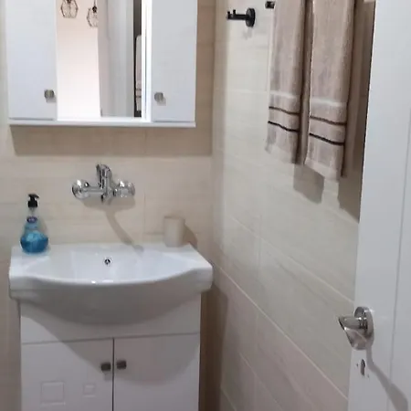 Apartman студио приятели