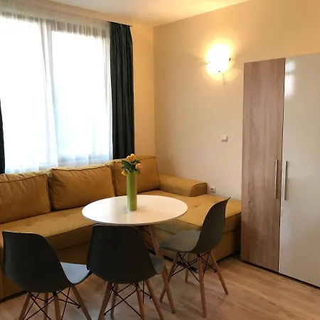 Apartmán студио приятели